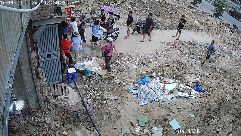 Hà Nội: Tranh chấp đất đai tại đường Tam Trinh, một người bị thương nặng